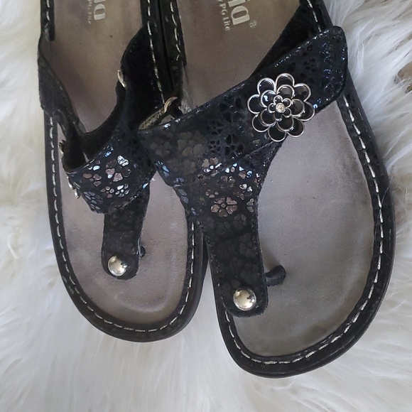 Alegria black thong sandals size 7 - Picture 10 of 16